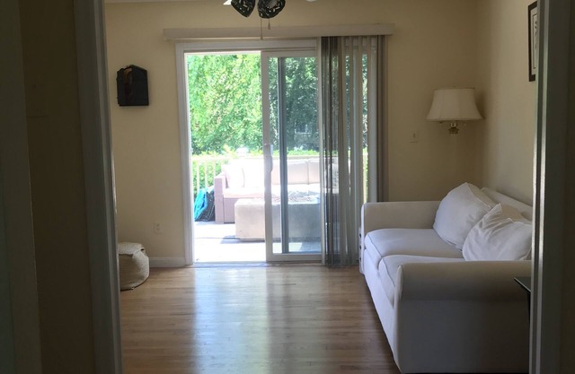 Orient Point Cottage con playa privada