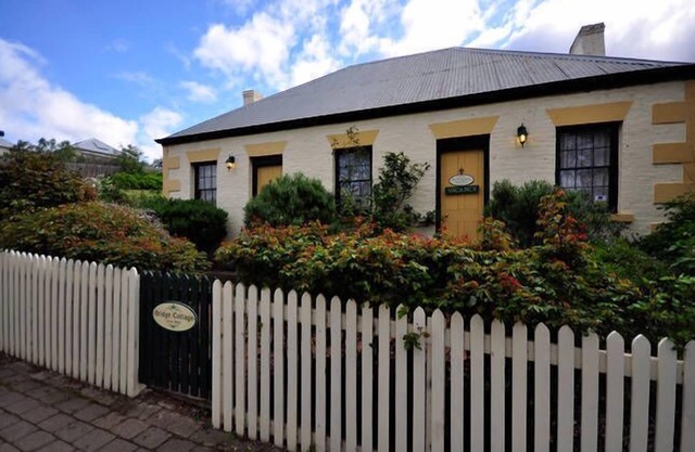 Original 1823 Bridge Cottage / Sergeants Cottage