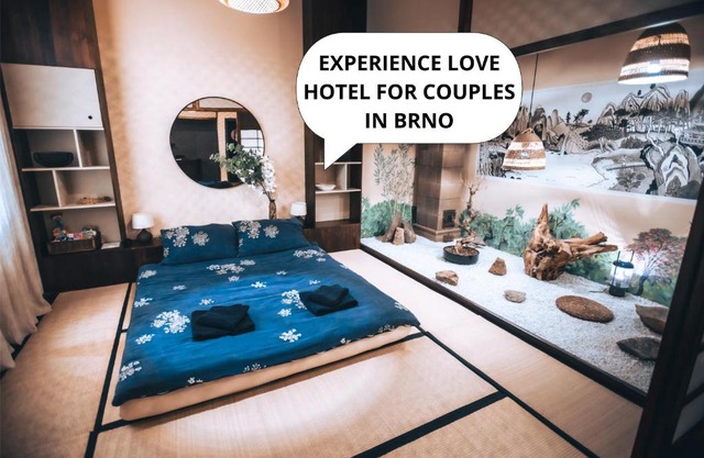 OROOM Japan - Role Play For Couples in BRNO
