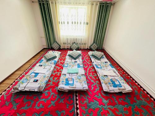 Oroz Guest House