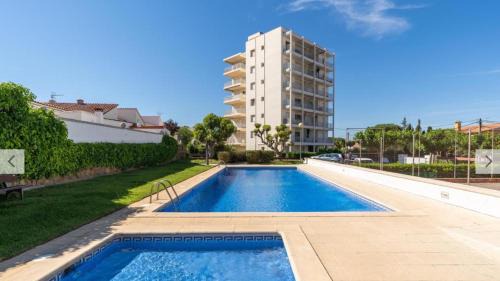 Orsa-Ático con vista al mar y piscina