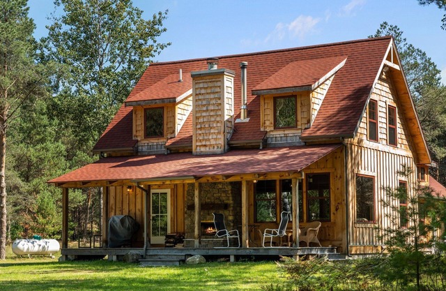ORV Trails - Outdoor Fireplace - Luxury Cabin - Private Location & Pet Friendly!