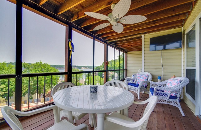 Osage Beach Condo w/ Private Deck & Lake Views!