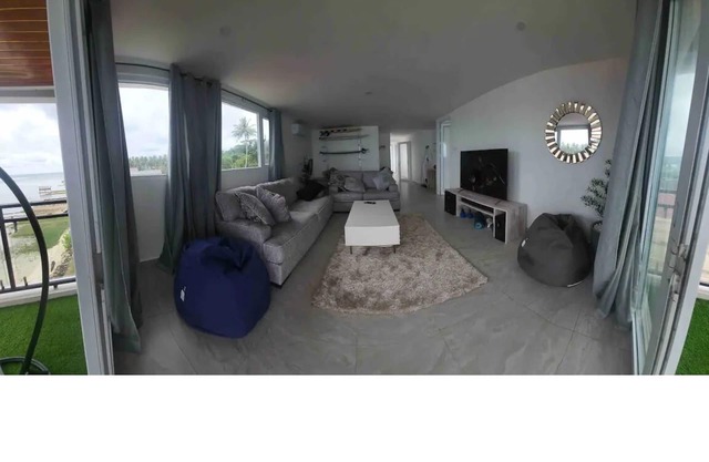 Oseda Penthouse is a newly built 5 bed apartment.