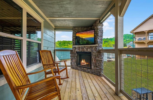 Osprey Nest Cottage Modern New Cabin