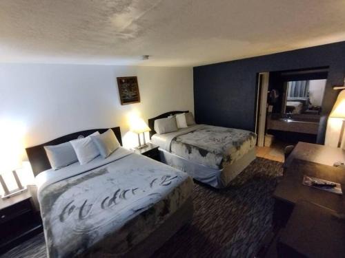 OSU Room 2 Queen Beds Hotel Room 221