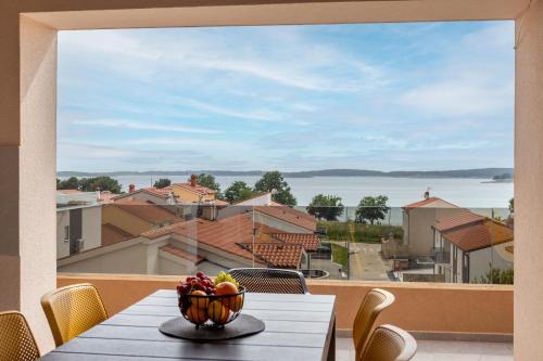 Osvit Deluxe Seaside Apartment