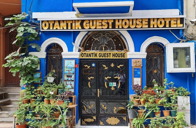 Otantik Hotel