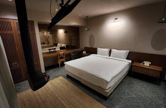 Otel Barry