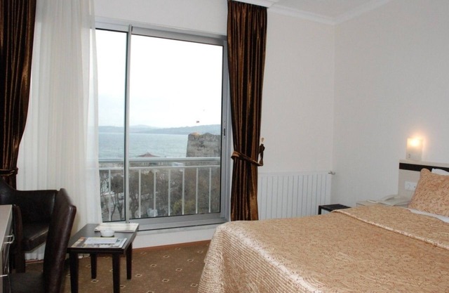 Otel Bossinop