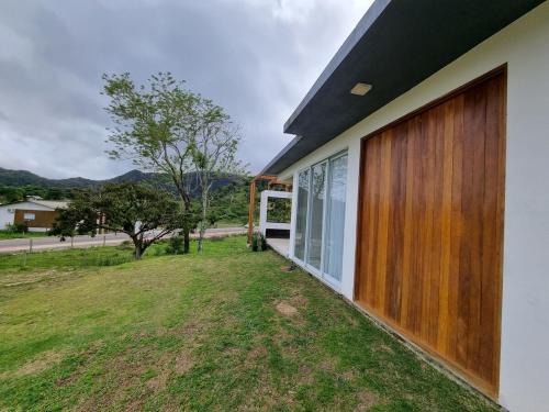 Otima casa Garopaba