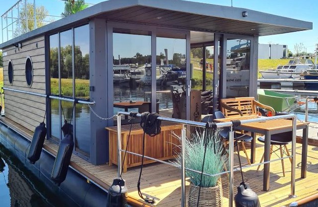 Otter Comfort klasse XL Houseboat