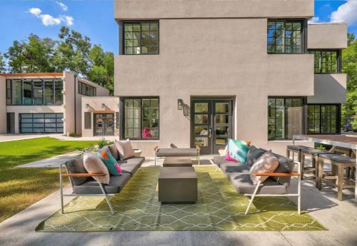 Ou Luxury 5br Retreatpatio Walk To Campus #cha