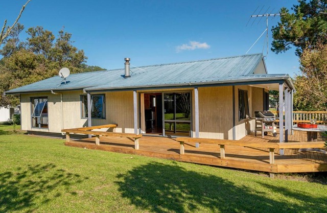 Our Escape - Matarangi Holiday Home