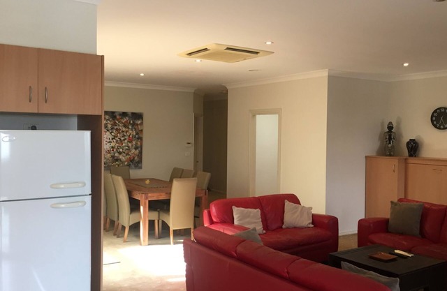 Nuestro apartamento extra grande en el centro del histórico puerto marítimo de Williamstown