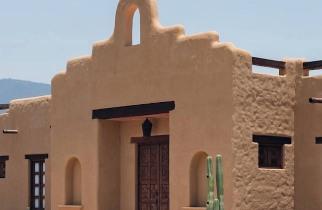 Nuestra casa es una hacienda tradicional en Lachigolo, Oaxaca, México.