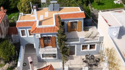 Ouranias House