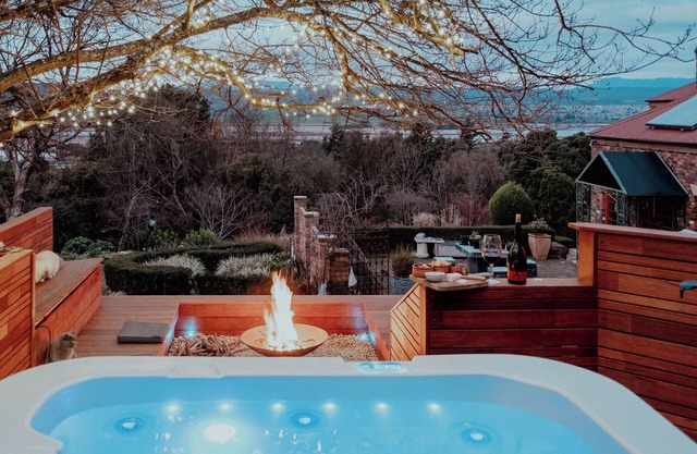Outdoor Spa and Sauna with Spectacular Views