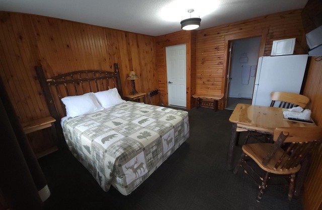 Outdoorsman Motel