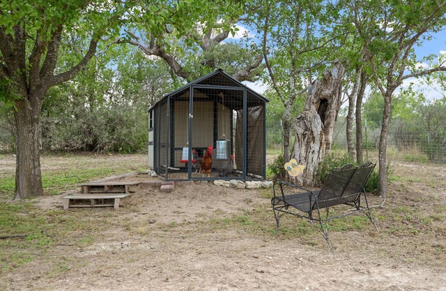 Outlaw Love 1 Bedroom Cabin by Redawning