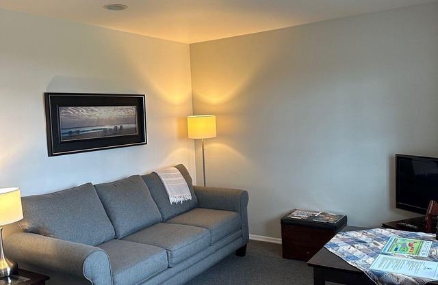 Outstanding Ocean View One Bedroom Cottage for a Perfect Weekly Get-away!