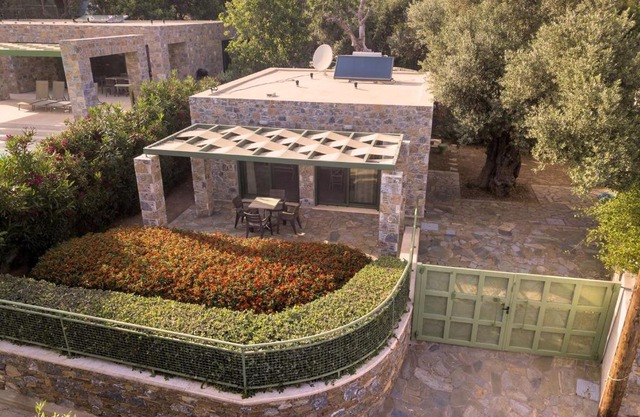 Ouzo Stone Studio