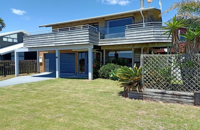 Casa frente al mar en Ohope Beach.