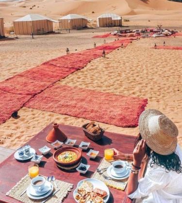 Overnight Luxury Camp jeep camel