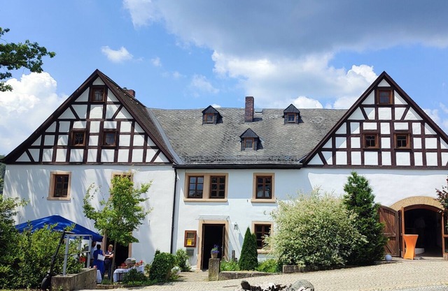 Overnight stay in a historic manor house, Franconian Switzerland, near the Obernsees thermal spa