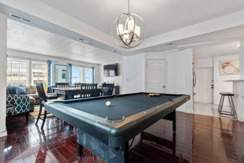 Oversized Family Beach Block Duplex with Game Room