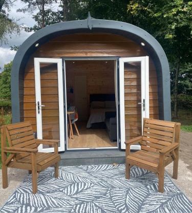 Owl Cabin Peak District