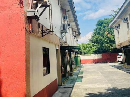 OYO 1026 Evita Hotel Bacoor