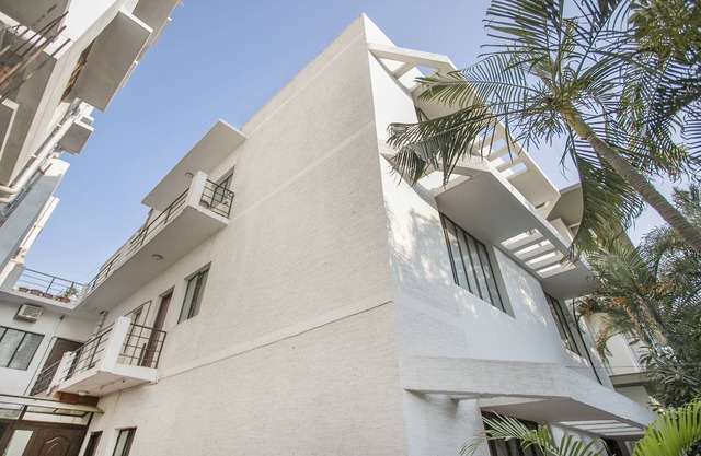 OYO 10722 Simera Service Apartments