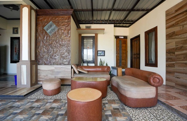 OYO 1087 Homestay Potato House