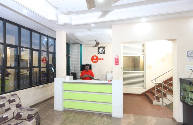 OYO 1246 Raaj Residency