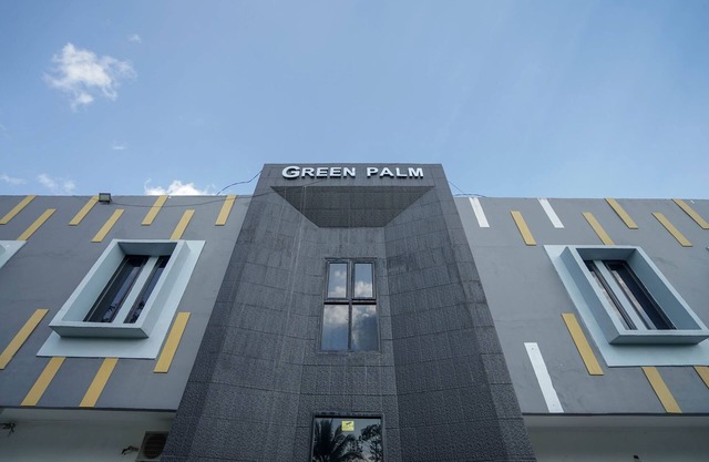 OYO 1266 Green Palm Kostel Syariah