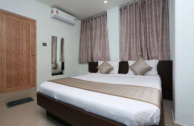 OYO 13265 Aashray Guest House