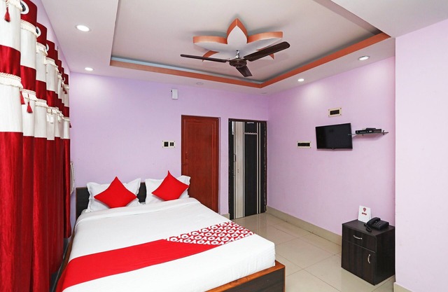 OYO 16058 Classic Inn
