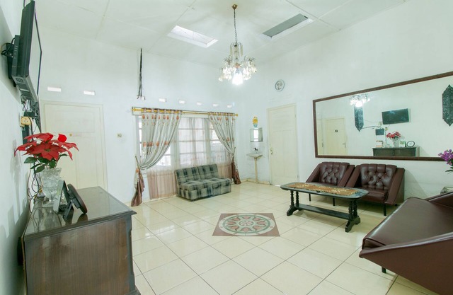 OYO 1707 Hotel Mustika Widyasari