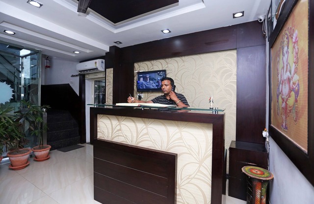 OYO 19309 Hotel Rajshree