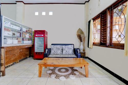 OYO 1I3676 'Wisma Al-fahmi Syariah