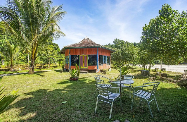 OYO 2246 Anjung Bang Oking Hotel & Resort