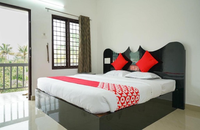 OYO 23388 Fathima Residency