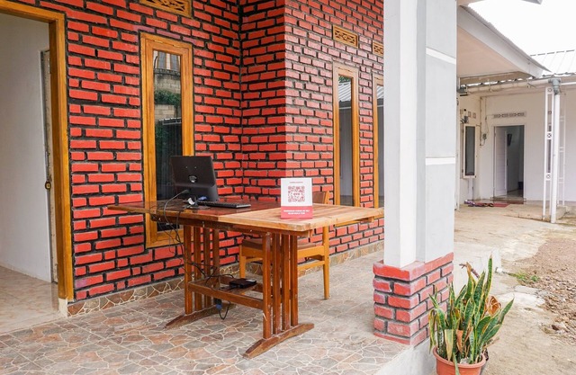 OYO 2369 Cempaka Homestay
