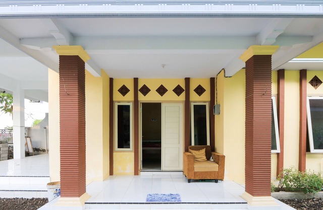 OYO 2371 Islami Family Residence