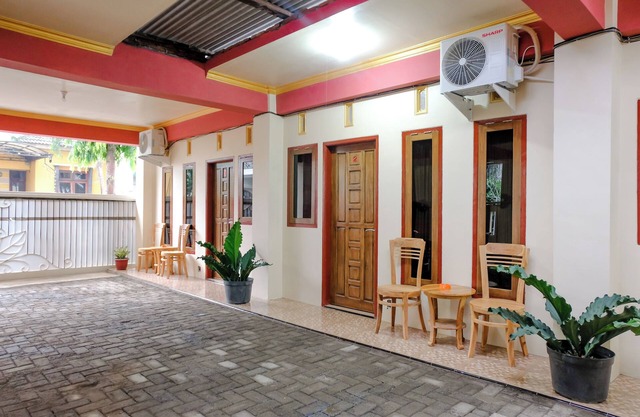 OYO 2986 D&a Guesthouse Syariah And Rent