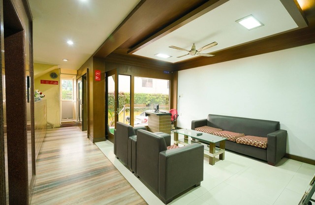 OYO 3633 Nanda Inn