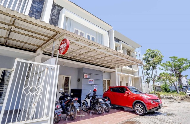 OYO 3995 Airport Village Juanda