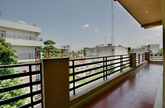 OYO 4464 near Chakrata Road