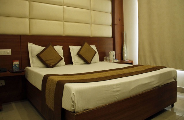 OYO 495 Hotel Chaupal